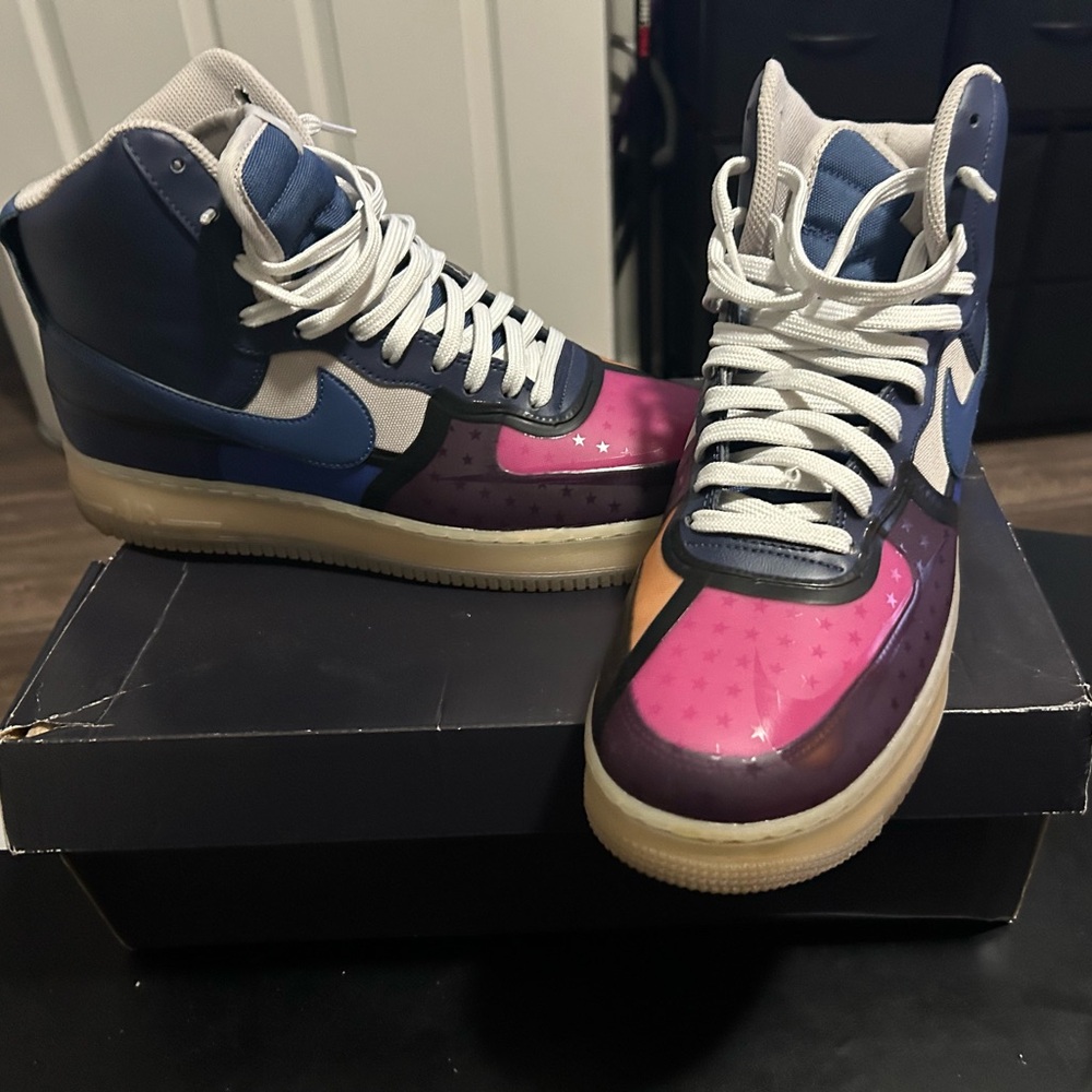 Nike Air Force 1 High '07 PRM in Thunder Blue and Mystic Navy